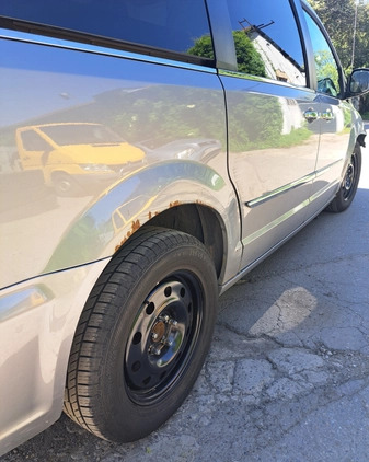 Chrysler Town &amp; Country cena 24000 przebieg: 212330, rok produkcji 2014 z Radom małe 172